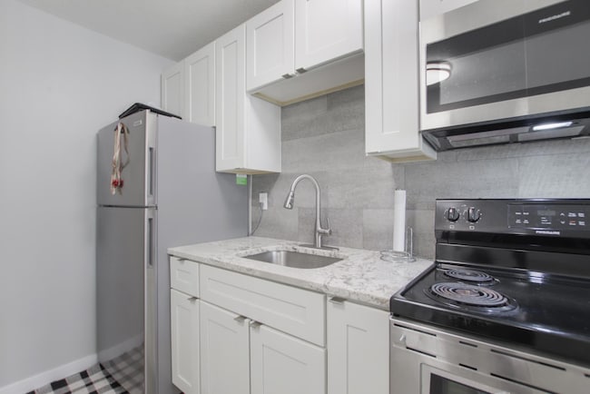 2616 Harriet Ave Unit 117, Minneapolis, MN 55408 photo 6