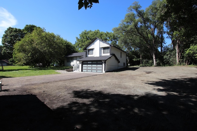 4717 Karen Cir, Hopkins, MN 55343 photo 3