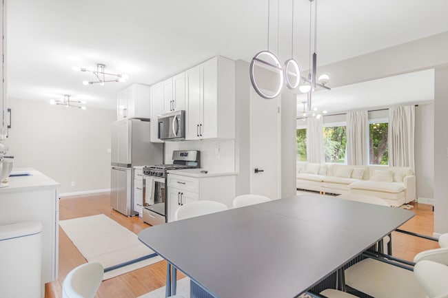 5317 Forest Rd, Minnetonka, MN 55345 photo 9