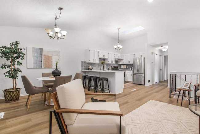 13824 84th Place N, Maple Grove, MN 55369 photo 5