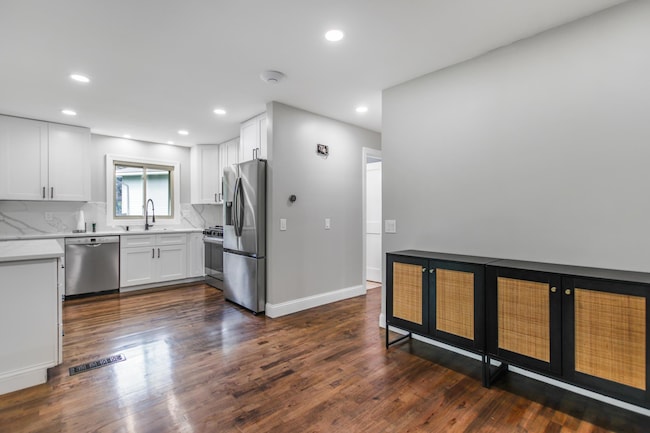 14625 40th Place N, Plymouth, MN 55446 photo 5