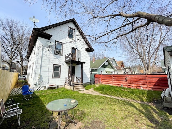 1208 Reaney Ave, Saint Paul, MN 55106 photo 5