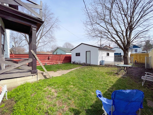 1208 Reaney Ave, Saint Paul, MN 55106 photo 6