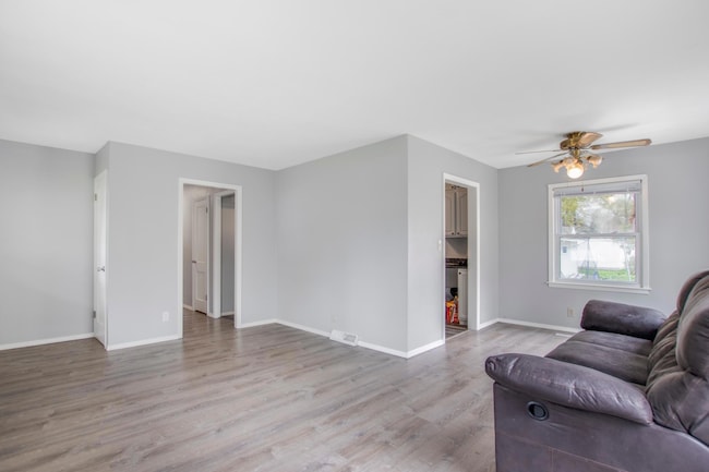 2112 Jessamine Ave E, Saint Paul, MN 55119 photo 9