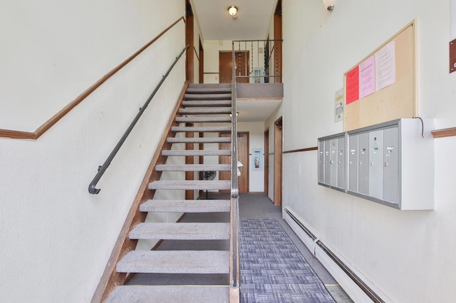 815 11th Ave S Unit 8, Hopkins, MN 55343 photo 4
