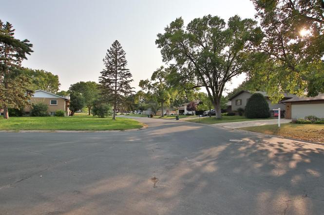 8108 Xenia Ave N, Brooklyn Park, MN 55443 photo 42