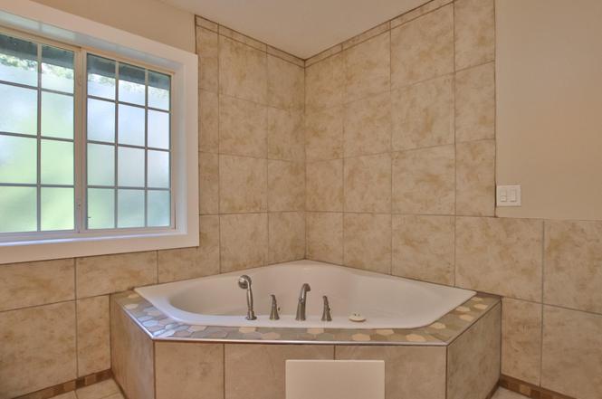8108 Xenia Ave N, Brooklyn Park, MN 55443 photo 12