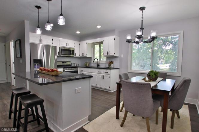 4353 Bear Path Trl, Eagan, MN 55122 photo 5