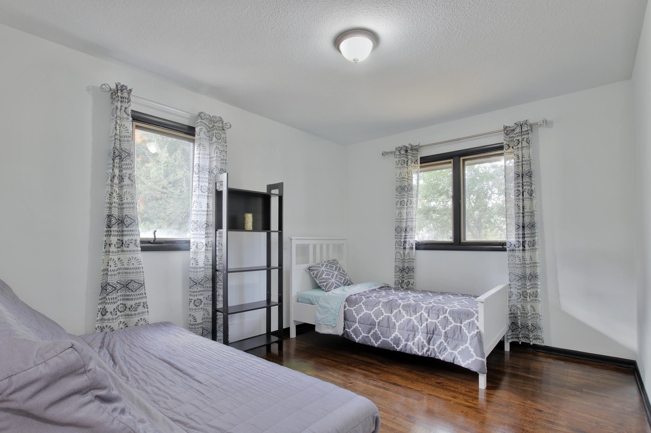 10018 Washburn Ave S, Bloomington, MN 55431 photo 13